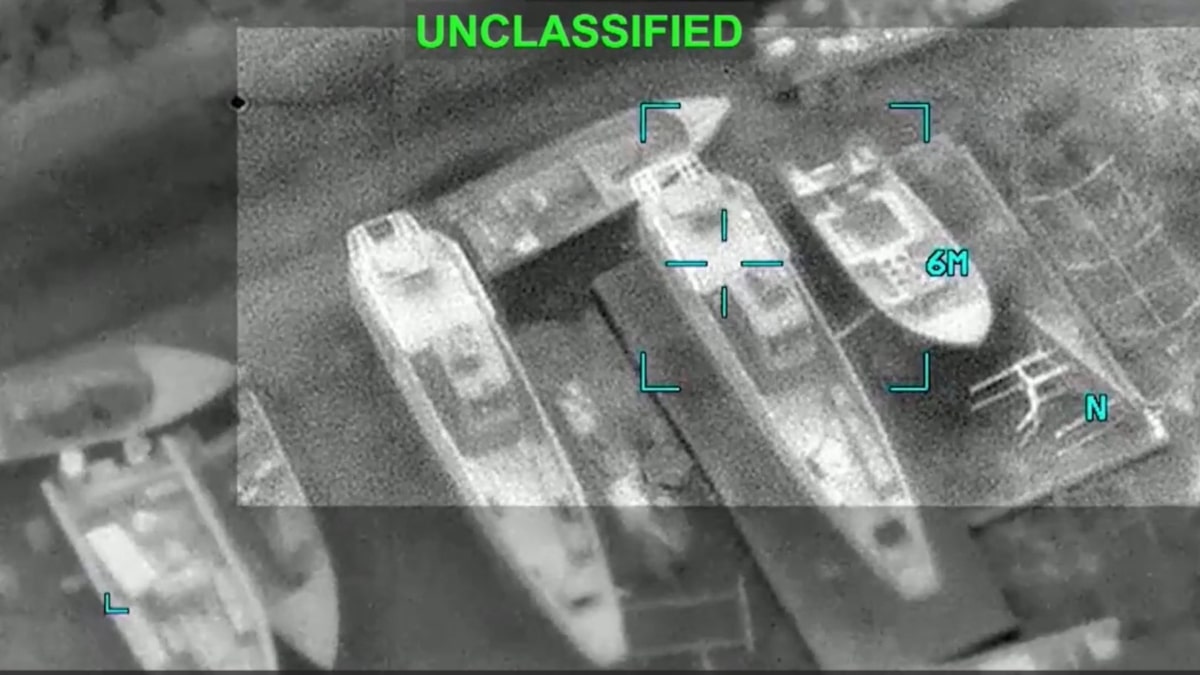 EEUU bombardea decenas de objetivos militares en Irán.