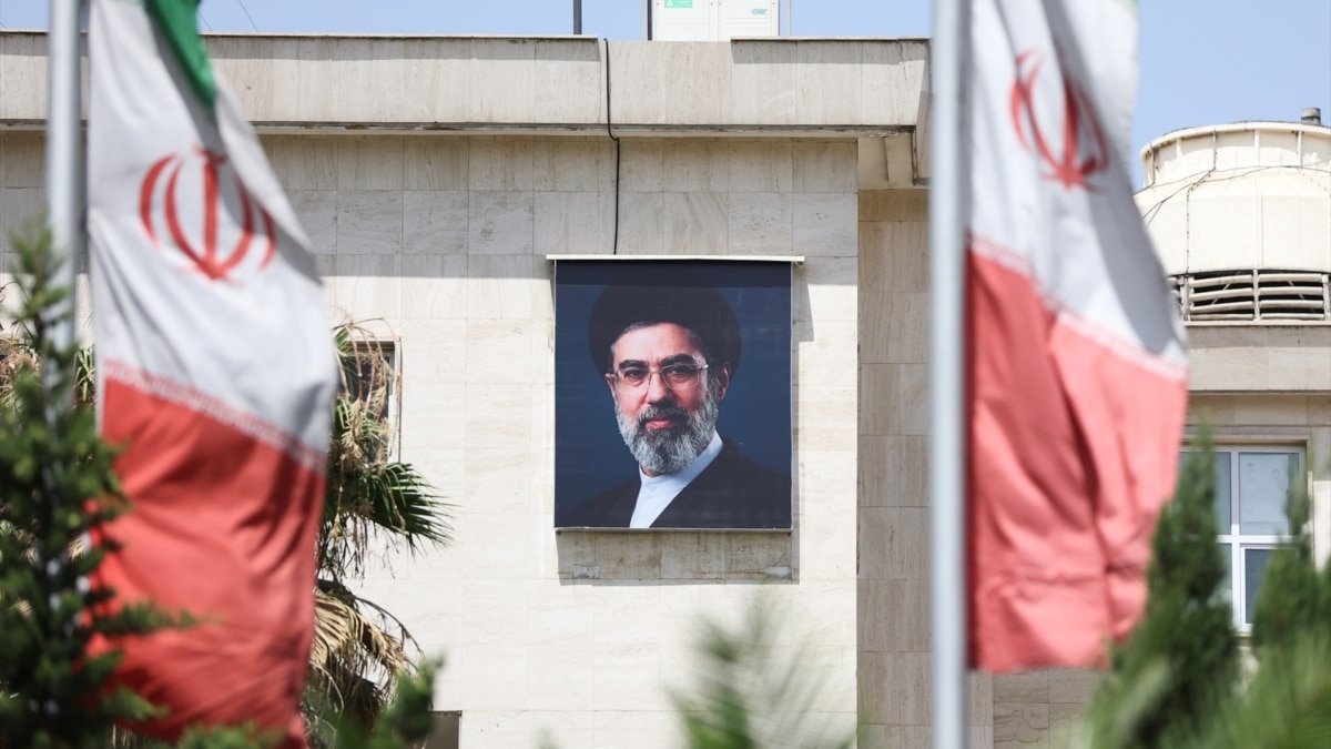Khamenei est toujours porté disparu, qui contrôle l’Iran ?