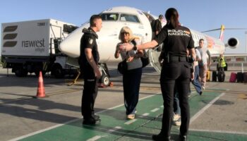 Le ministre italien des Affaires étrangères juge « inacceptable » que l'Espagne suspende le traité de Schengen avec l'Italie