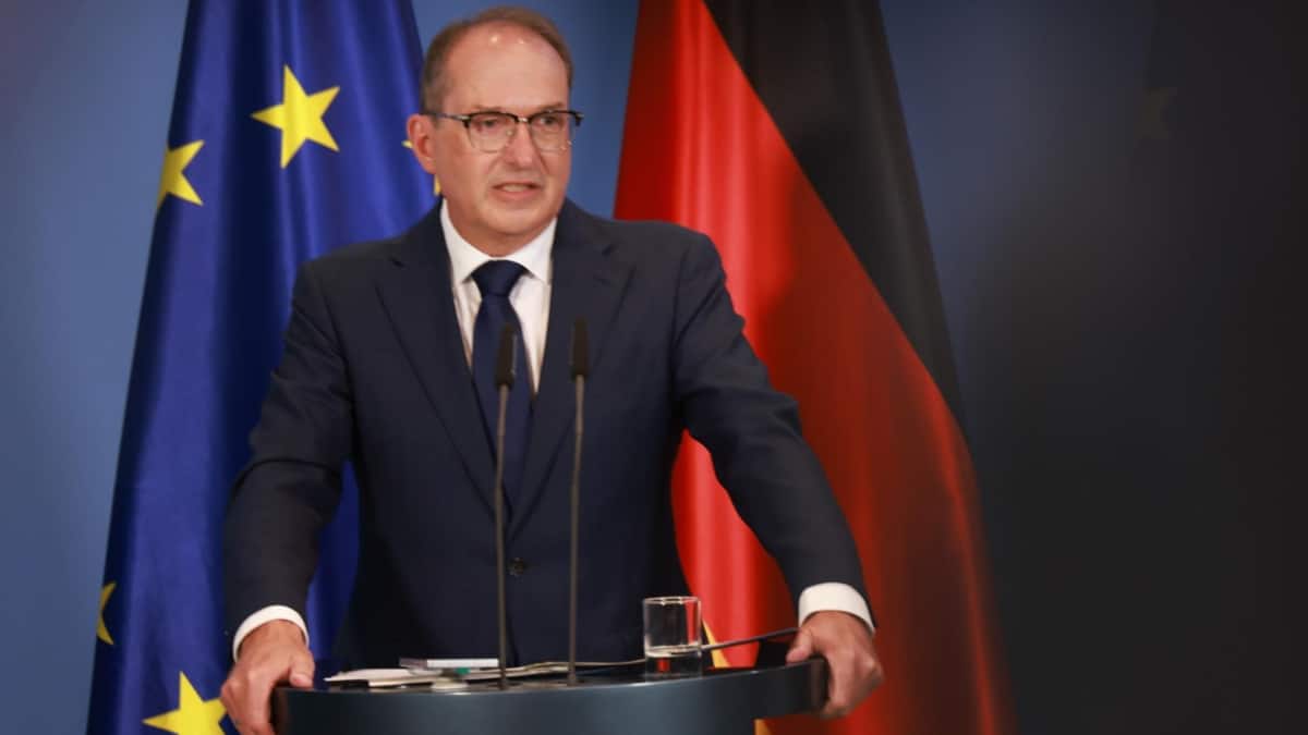 El ministro alemán del Interior, Alexander Dobrindt, en la rueda de prensa posterior al Consejo de Ministros, en Berlín.