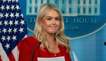 Trump perd Leavitt, son fidèle bouclier devant les médias