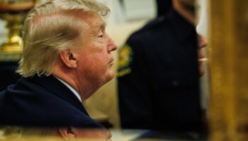 Trump insiste sur le fait que le détroit d’Ormuz est un « nouveau territoire américain »