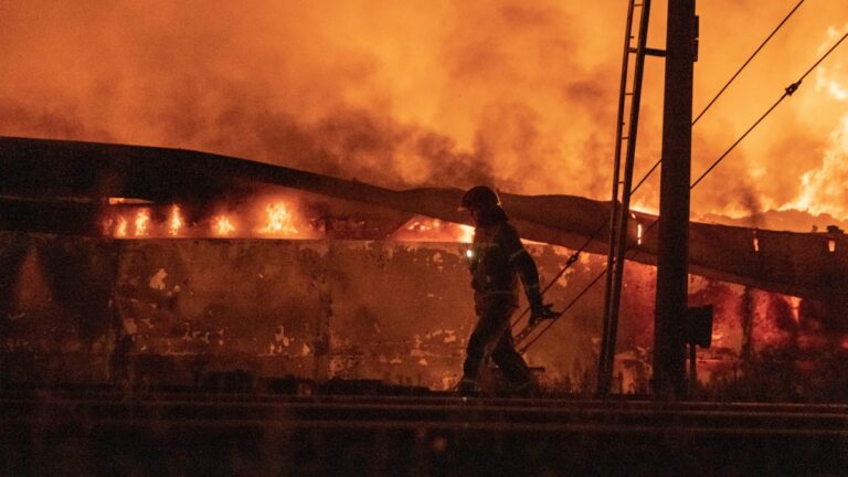 La russie attaque Kyiv avec des missiles : au moins 13 morts dans des zones résidentielles