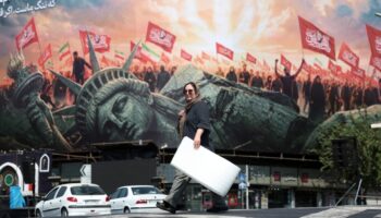 Des bombes à la guerre économique : Trump désespéré face à l’Iran