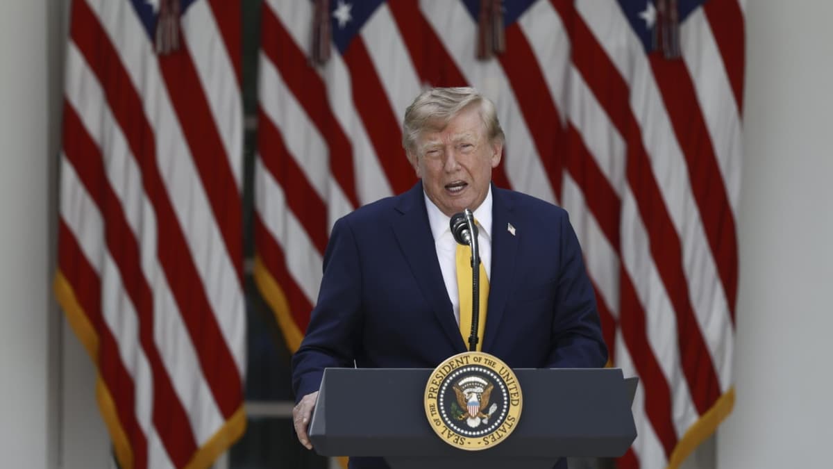 Trump asegura que no tiene prisa por retomar las conversaciones de paz con Irán: