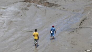 Un Espagnol retrouvé vivant au Népal deux jours après les inondations
