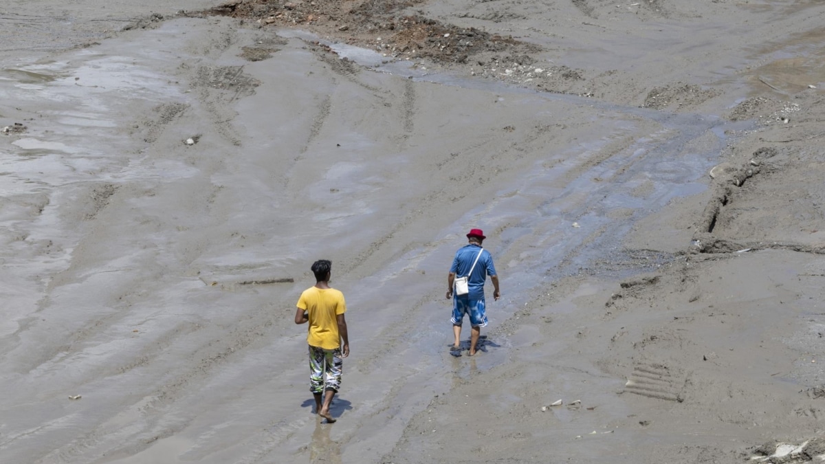 Localizado con vida un español en Nepal dos días después de las inundaciones