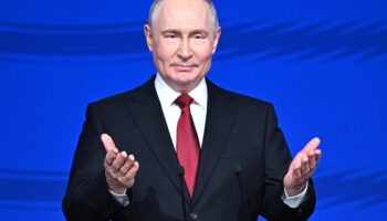 Poutine entame des contacts avec les émissaires de Trump en Ukraine