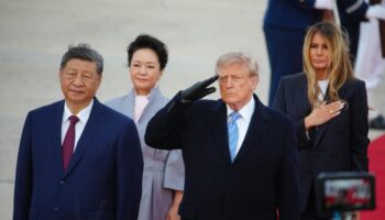 Trump reçoit Xi Jinping dans l'avion dans un geste d'une cordialité inhabituelle