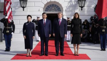 Xi indique clairement que la Chine et les États-Unis sont sur un pied d'égalité à la Maison Blanche