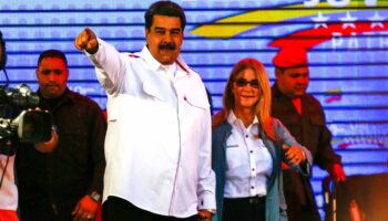 Les États-Unis ajoutent de nouvelles accusations contre Maduro et Cilia Flores pour torture et répression