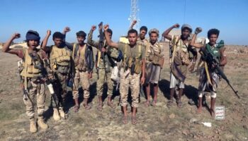 Au moins 12 morts et plus de 300 blessés : la guerre des Houthis contre l'Arabie saoudite entre dans un nouveau scénario après l'attaque au missile sur l'aéroport de Riyad