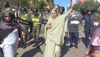 Le désespoir des familles des prisonniers sahraouis en grève de la faim et « torturés » par le Maroc : « On n'en sait rien »