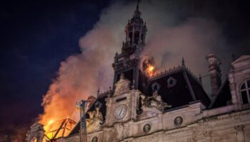 Manifestations en France : l'incendie de Limoges maîtrisé après les émeutes