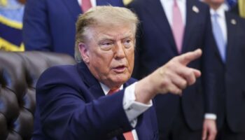 Trump accuse l'Espagne de la crise de Ceuta : « Ils ont afflué et le pays ne fait rien »