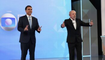 Décompte très serré entre Lula et Bolsonaro aux élections brésiliennes