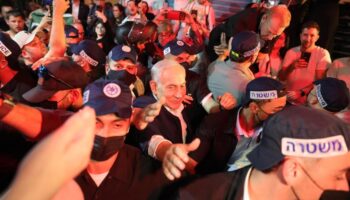 Les clés des élections en Israël, un pays en guerre et avec l'avenir judiciaire de Netanyahu en jeu